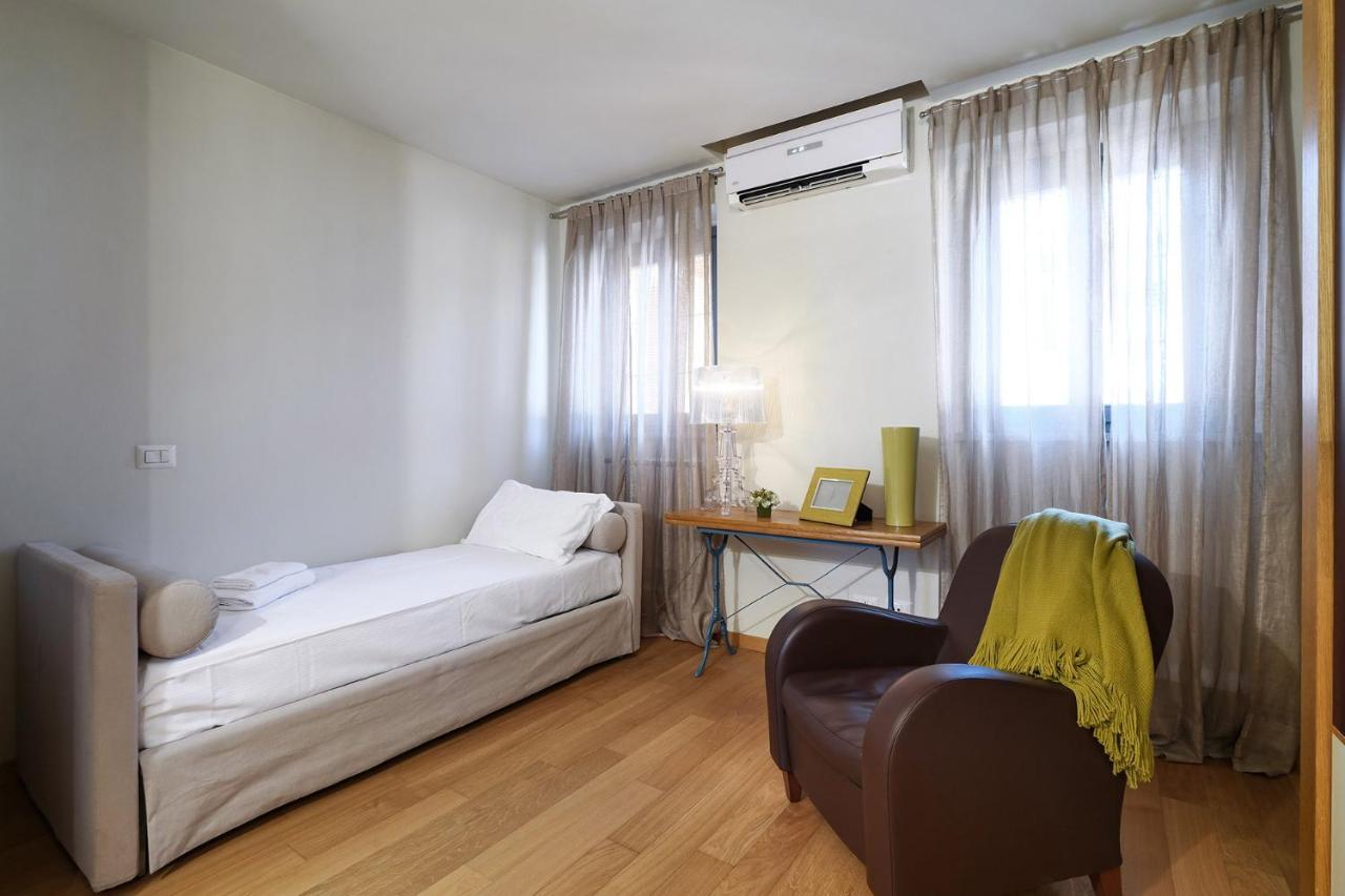 Contempora Apartments - Fiori Chiari 26 米兰 外观 照片